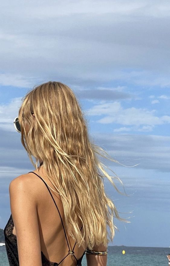 Scandinavian Waves: Ξέρουμε πώς θα κάνετε τα μαλλιά σας φέτος το καλοκαίρι