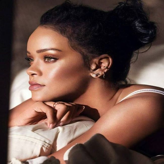 Rihanna: Το εμβληματικό hair cut “umbrella” θα γίνει η επόμενη τάση!