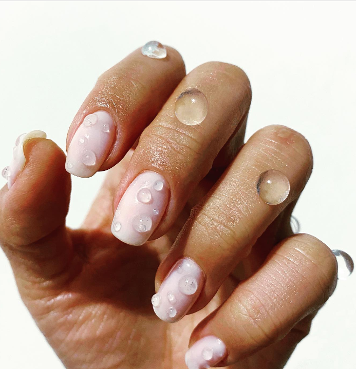 Pearl Manicure + Bubble Manicure: Είναι το manicure που θυμίζει καλοκαίρι