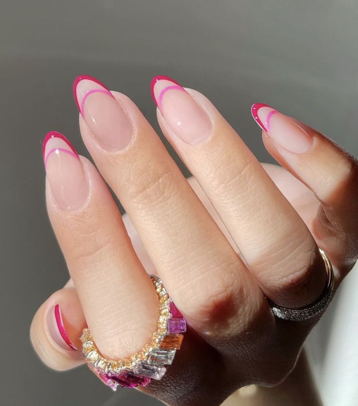 Invisible french manicure: 5 τρόποι για να υιοθετήσετε το πιο minimal γαλλικό