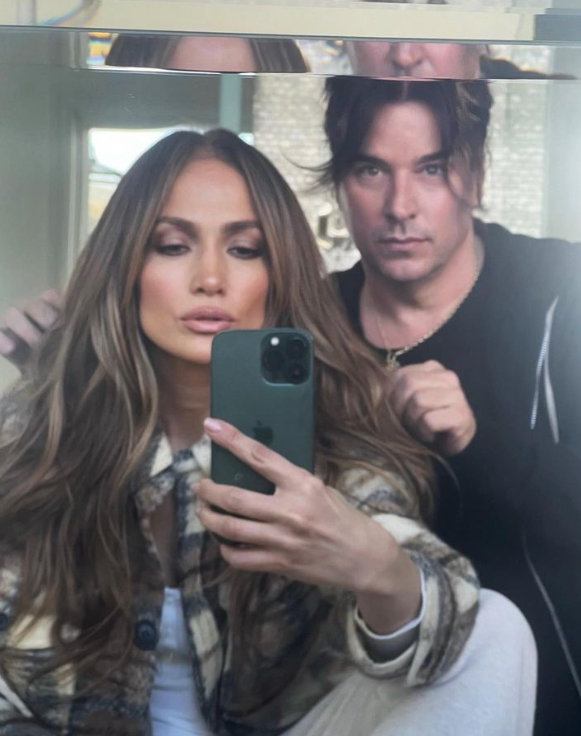 Jennifer Lopez: Με νέο hairlook είναι ακόμα πιο εντυπωσιακή 